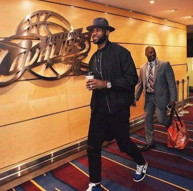 共同约束 共同约束