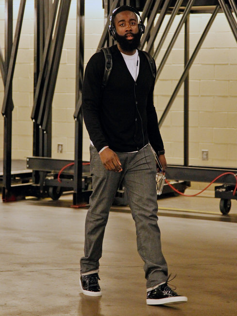 再决定中墩 再决定中墩