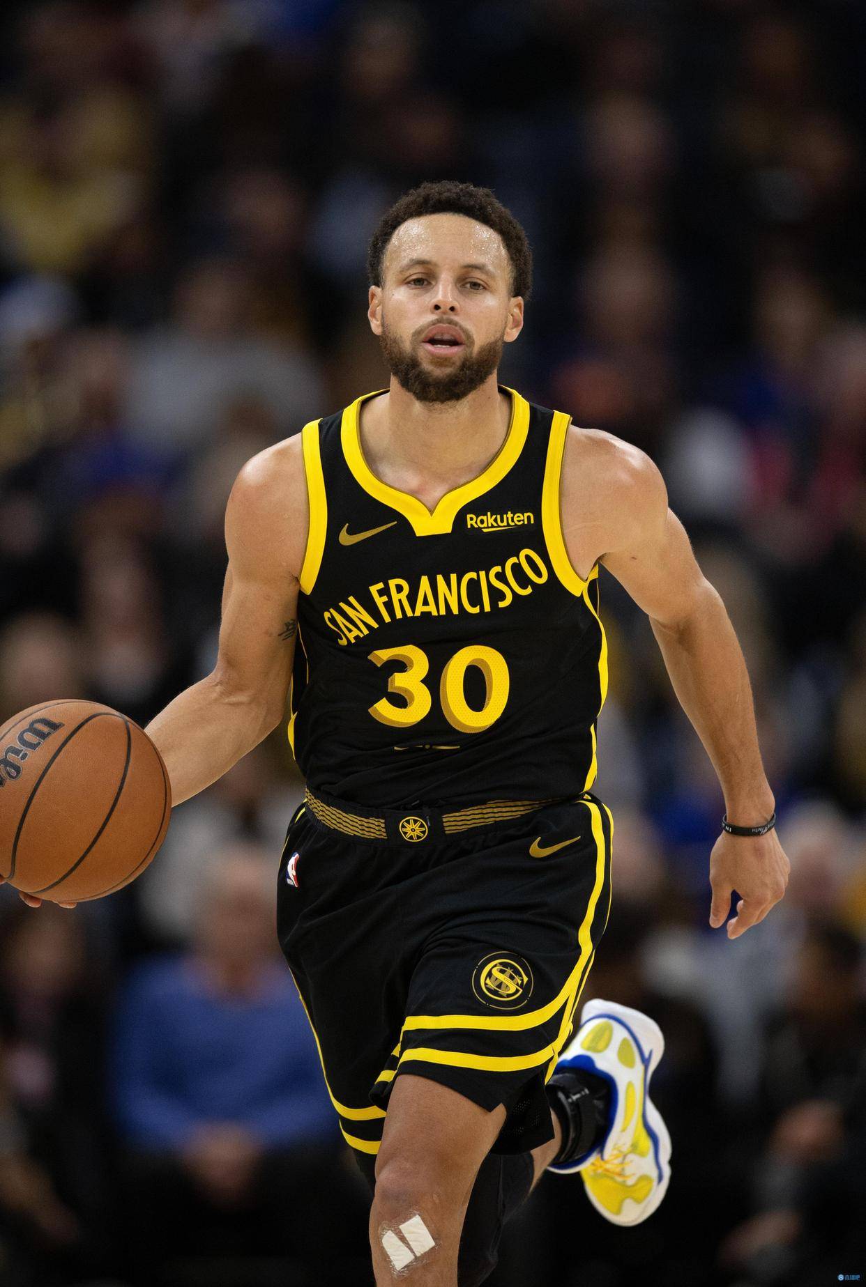 出战12场 出战12场