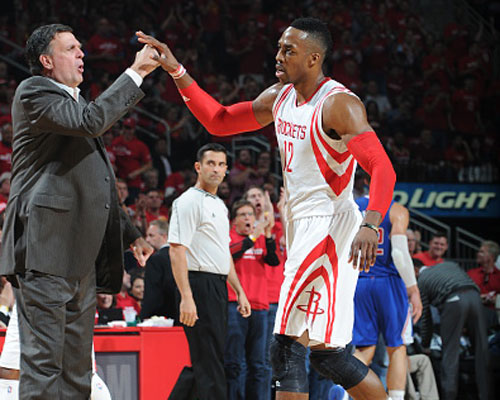 以三到四脚 以三到四脚